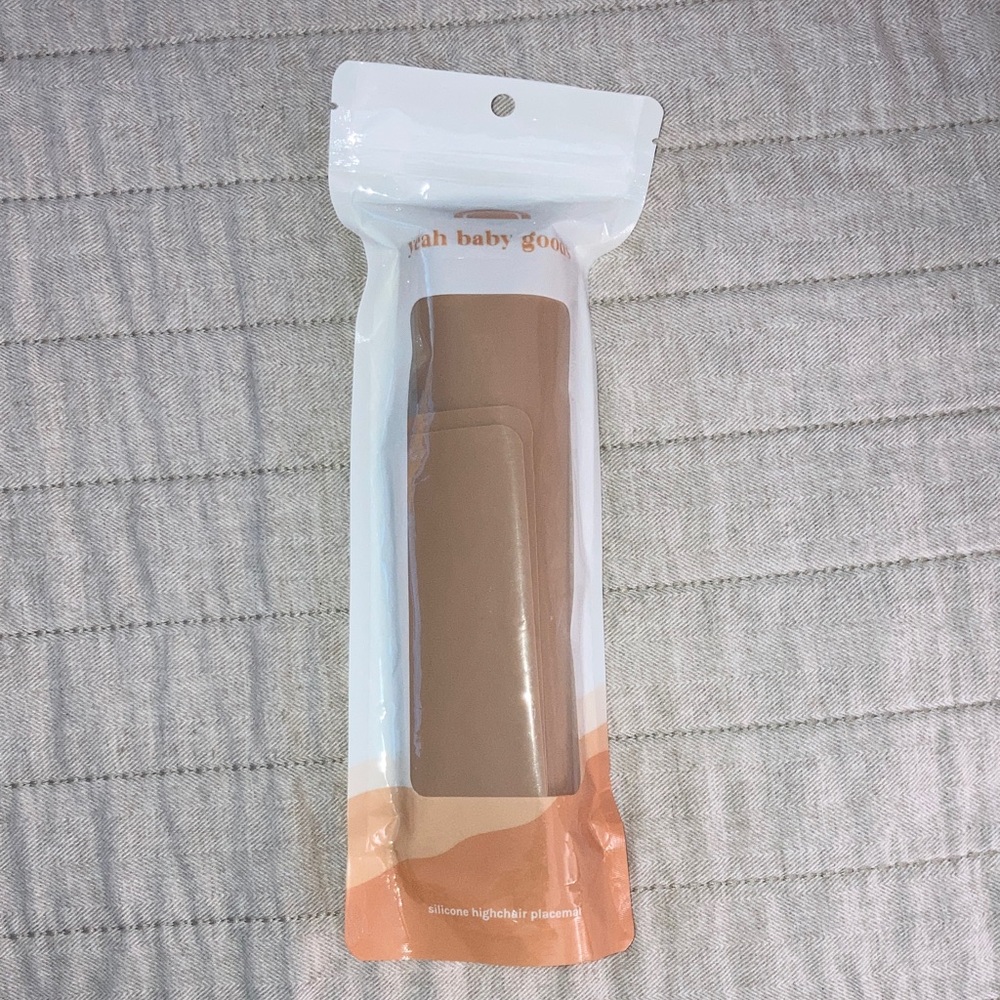 #179. 🆕 NWOT - Yeah Baby Goods - Silicone Highchair Placemat in Light Brown
